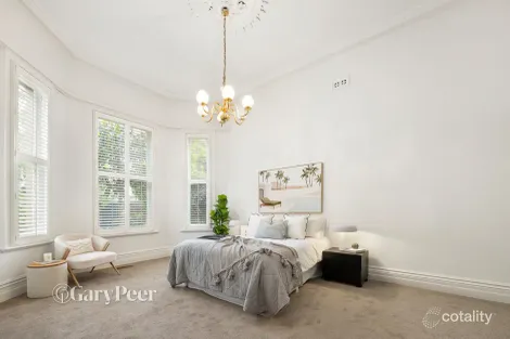 Property photo of 399 North Road Caulfield South VIC 3162