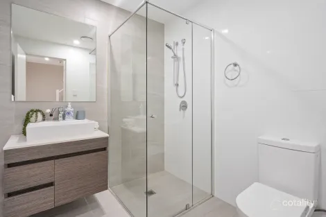 Property photo of 2/19-23 Booth Street Westmead NSW 2145