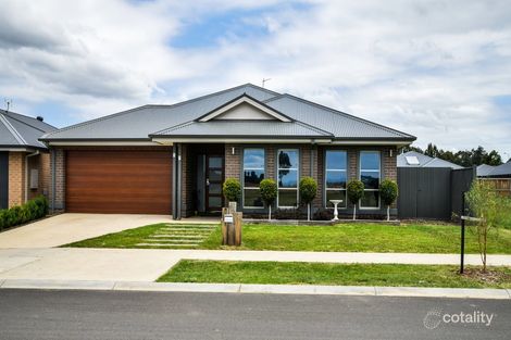 Property photo of 17 Brolga Street Bairnsdale VIC 3875