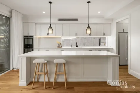 Property photo of 19 Patrick Street Norman Park QLD 4170