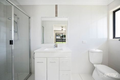 Property photo of 24 Outrigger Drive Mulambin QLD 4703