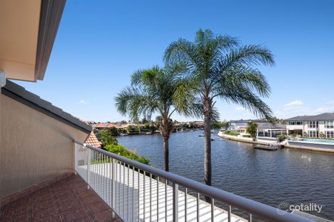 52 Pebble Beach Dr, Runaway Bay, QLD 4216