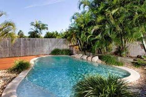 Property photo of 1 Pindari Crescent Wishart QLD 4122
