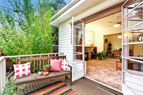Property photo of 54 Kenmare Street Watsonia VIC 3087