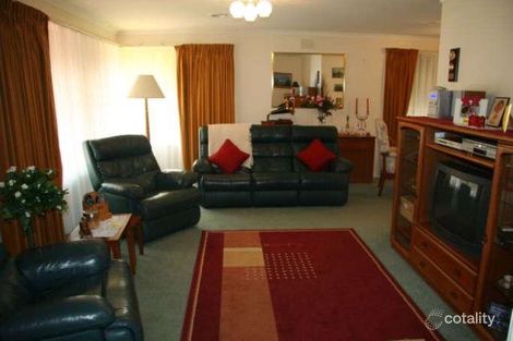 Property photo of 79 Vista Drive Melton VIC 3337