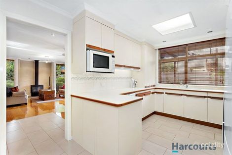 Property photo of 8 Claremount Court Glen Waverley VIC 3150