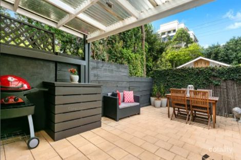 Property photo of 2/21 Edgeworth David Avenue Hornsby NSW 2077
