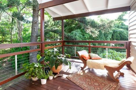Property photo of 17 Mervyn Grove St Lucia QLD 4067