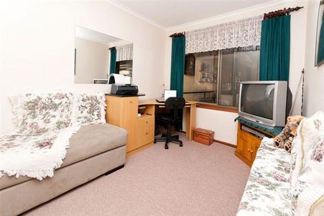 Property photo of 217 Reynell Road Happy Valley SA 5159