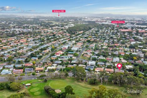 Property photo of 2206 Wynnum Road Wynnum QLD 4178