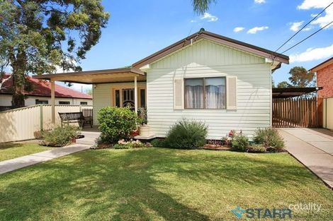 8 Clement St, Guildford, NSW 2161