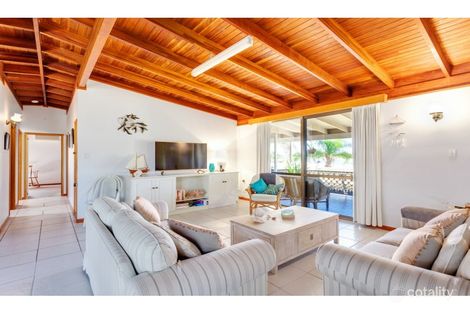 Property photo of 41 Marlin Way Tin Can Bay QLD 4580