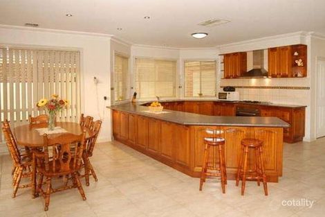 Property photo of 93 Robertsons Road Taylors Lakes VIC 3038