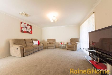 Property photo of 28 Grangewood Drive Dubbo NSW 2830