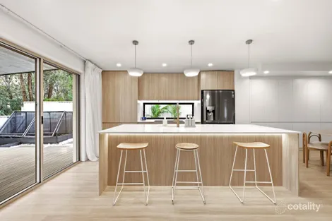 Property photo of 41 Marble Arch Place Arundel QLD 4214