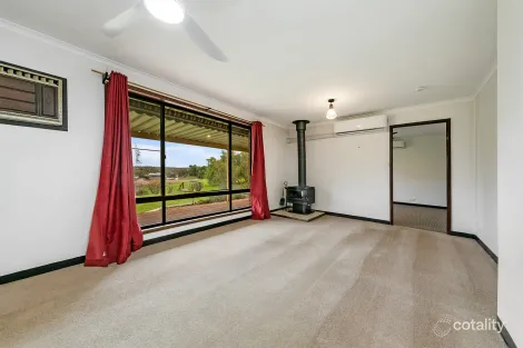 Property photo of 43 Slaughterhouse Road Spring Farm SA 5453