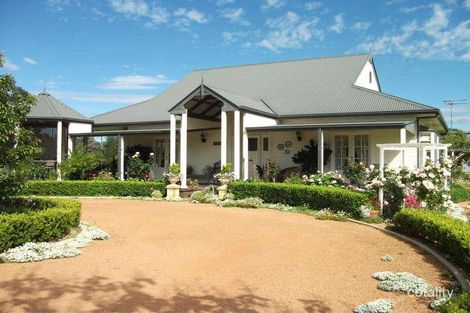 49 Enmore St, Trangie, NSW 2823