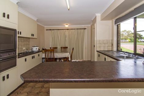 Property photo of 14 Magann Court Darling Heights QLD 4350