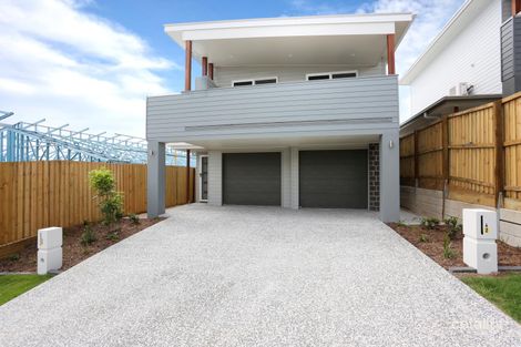 1/4 Therese Cct, Augustine Heights, QLD 4300