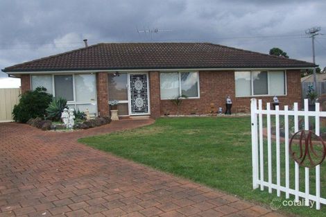 8 Manning Ave, Kurunjang, VIC 3337