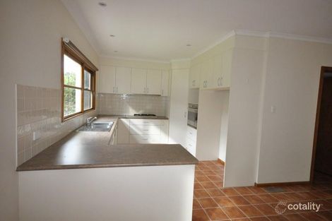 Property photo of 32 Kent Road Box Hill VIC 3128