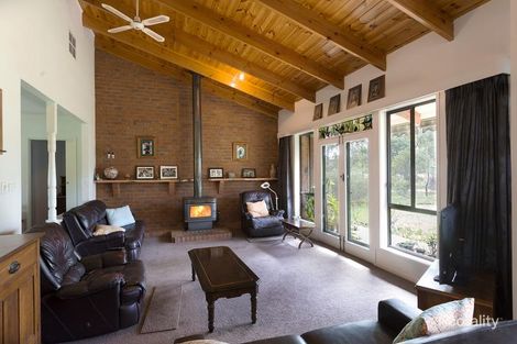 Property photo of 86 Kangaroo Gully Road Kangaroo Flat VIC 3555