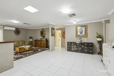 Property photo of 14 Taylor Close Leda WA 6170