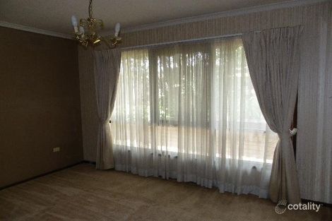 Property photo of 10 Skyline Drive Keilor VIC 3036