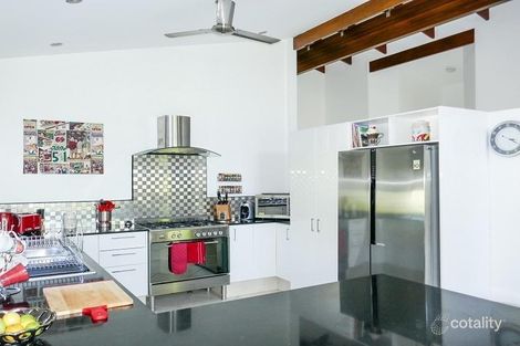 Property photo of 14 Robin Place Gulmarrad NSW 2463