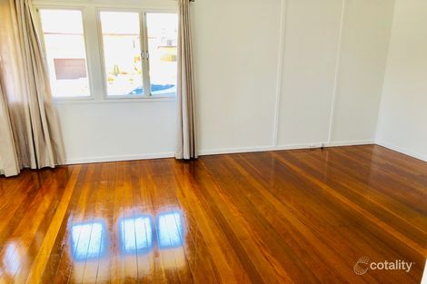 Property photo of 42 Leadale Street Wynnum West QLD 4178
