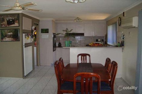 Property photo of 1 Kinterbury Drive Kings Park VIC 3021