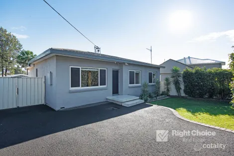 63 Lake Entrance Rd, Oak Flats, NSW 2529