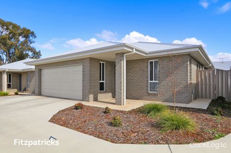 Property photo of 2/4 Kellerman Crescent Boorooma NSW 2650