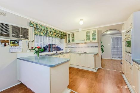 Property photo of 93 Fairfax Circuit Albanvale VIC 3021