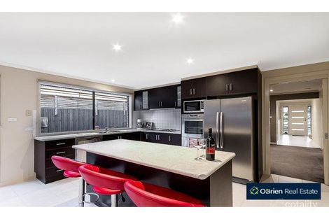 Property photo of 3 Parkstone Vista Cranbourne VIC 3977