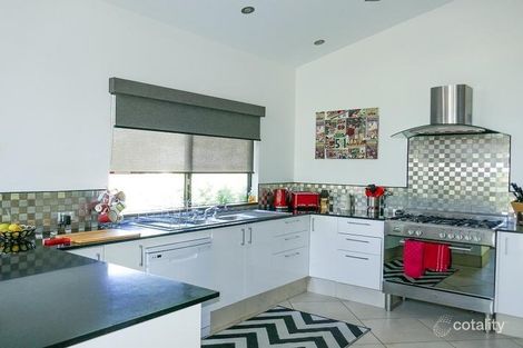 Property photo of 14 Robin Place Gulmarrad NSW 2463