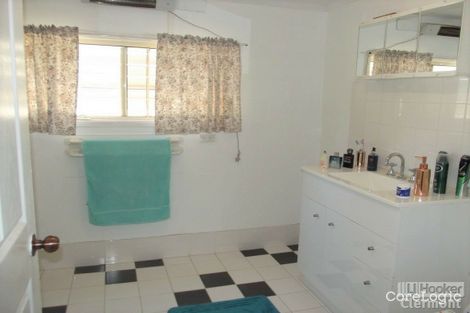 Property photo of 25 French Street Clermont QLD 4721