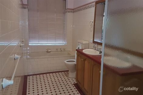 1 Saint Matthews St, Willunga, SA 5172