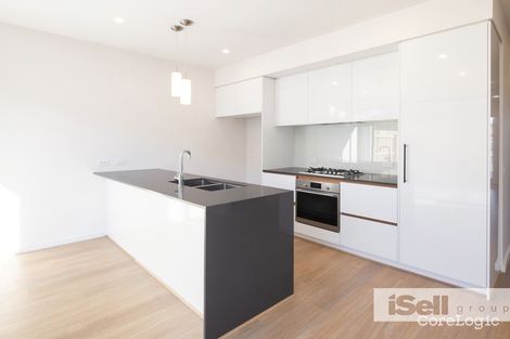 Property photo of 10 Azure Crescent Keysborough VIC 3173