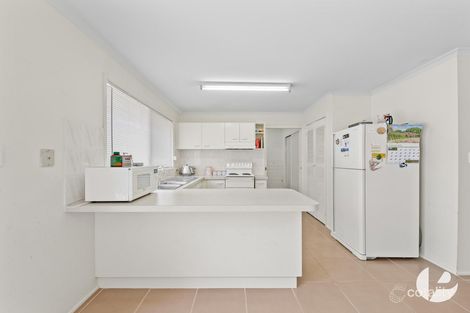 Property photo of 1 Spruce Close Forest Lake QLD 4078