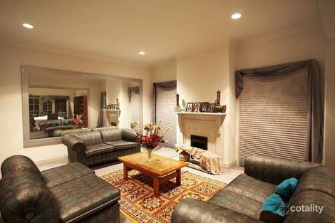 Property photo of 16 Uvadale Grove Kew VIC 3101