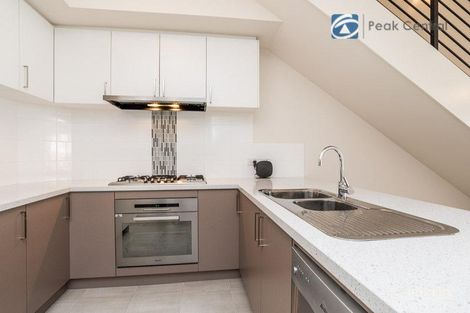 Property photo of 2/65 Baler Court Hammond Park WA 6164