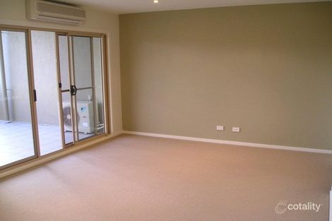 Property photo of 25/12 Waniassa Street Queanbeyan East NSW 2620