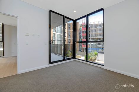 Property photo of 217/5 Maple Tree Road Westmead NSW 2145