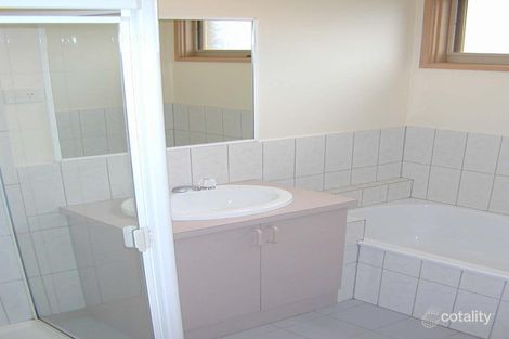 16 Sunshine St, Rowville, VIC 3178