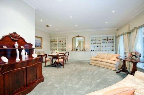 Property photo of 26 Kaleno View Balwyn VIC 3103