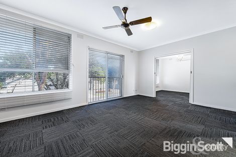 Property photo of 6 St Cuthberts Avenue Dingley Village VIC 3172