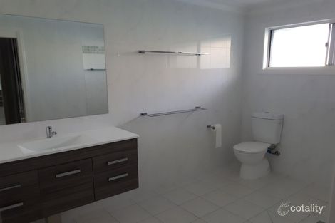 Property photo of 16 Chidley Crescent Metford NSW 2323