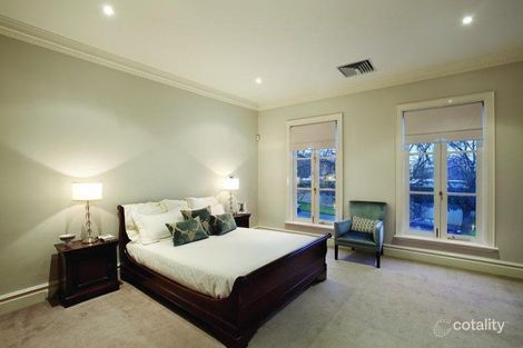 Property photo of 42A Lansell Road Toorak VIC 3142