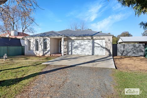 18 Russell St, Howlong, NSW 2643